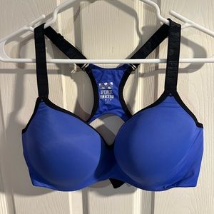 PINK sports bra, great condition size 38dd